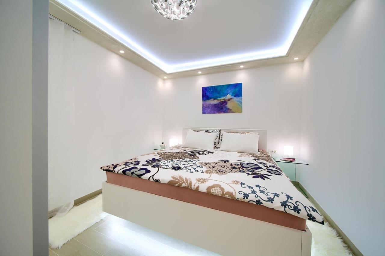 Casa Aurelia - Mali Tone *